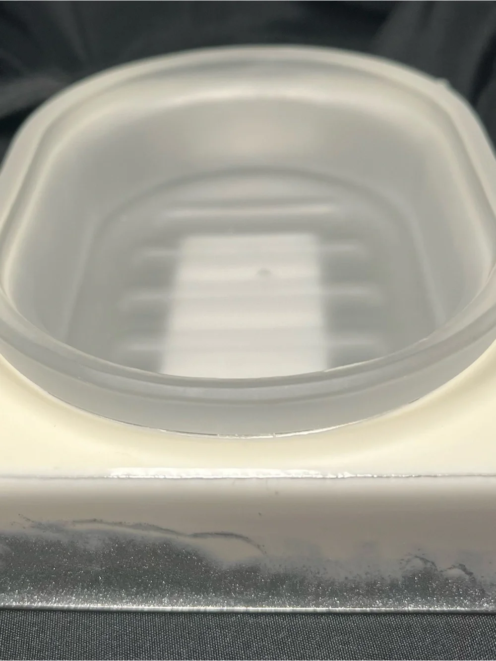 NWOT Mike & Ally Lava Pure White /Silver Rectangle Soap Dish